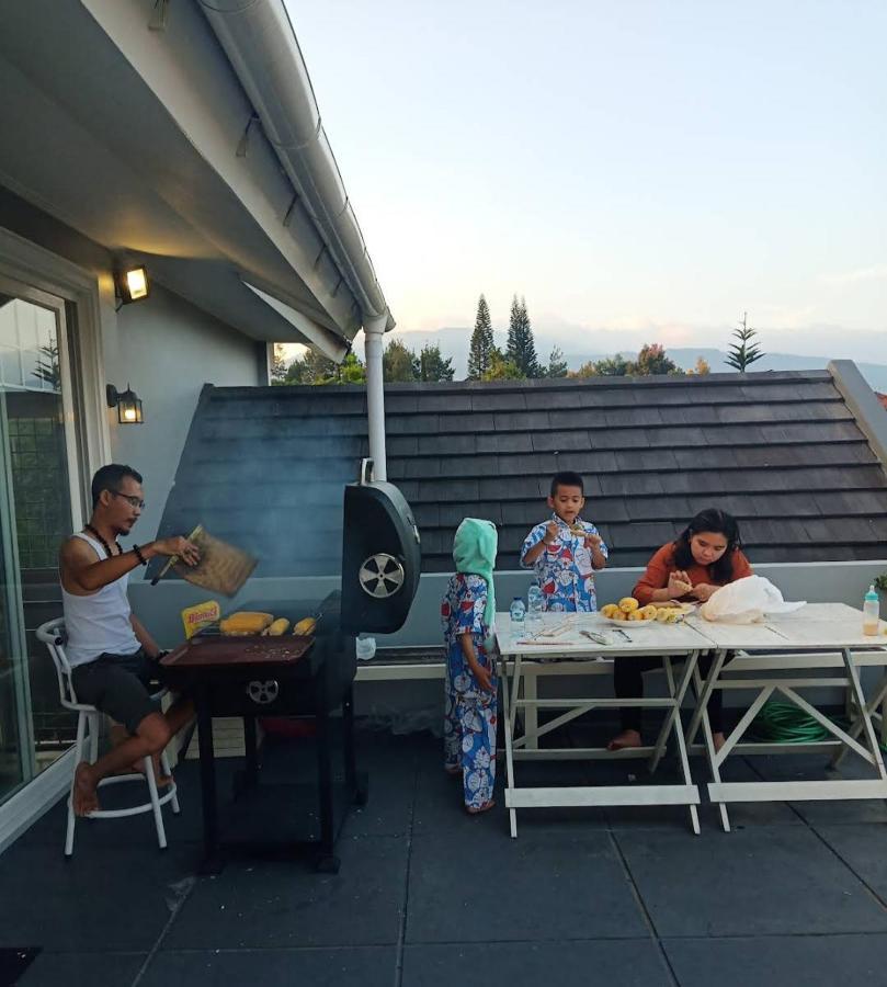 Villa 360 Lembang Zewnętrze zdjęcie