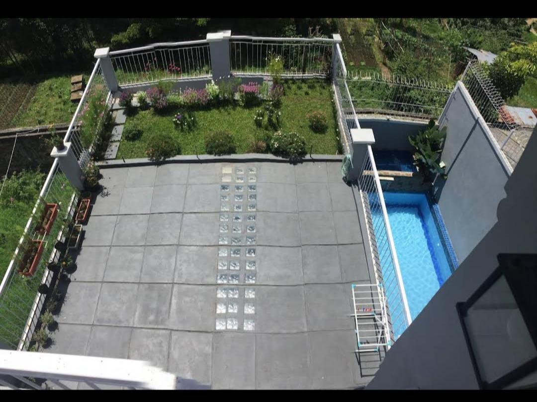 Villa 360 Lembang Zewnętrze zdjęcie